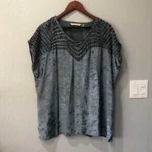 Velvet glamor shell top